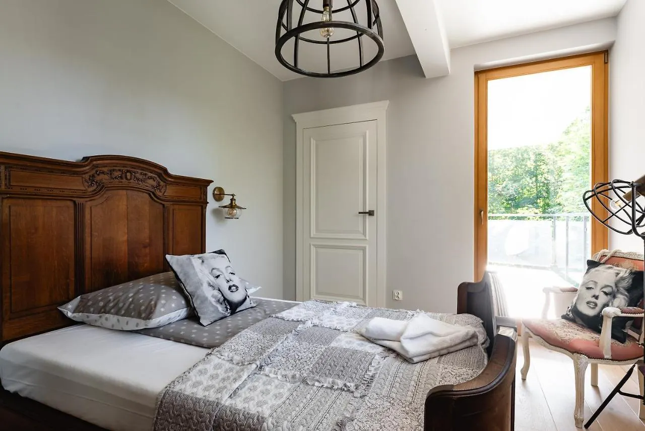 アパート Apartament Krystyna ザコパネ ポーランド